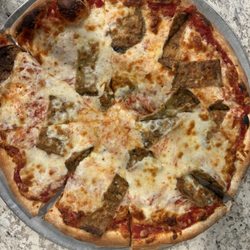 Medium Pizza w/ Eggplant