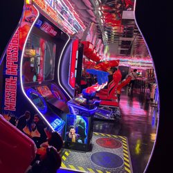 Family Arcade LA - Free play arcades