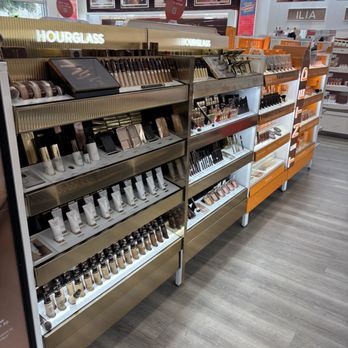 Ulta Beauty - Cosmetics & Beauty Supply Near Me - Austin, Texas Ulta Beauty - Cosmetics & Beauty Supply Near Me - Austin, Texas