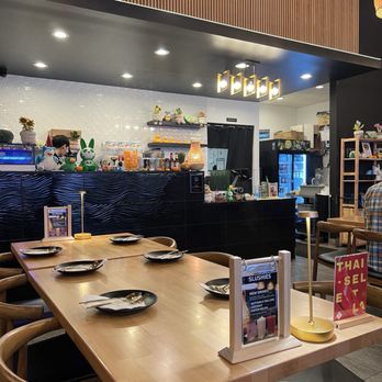Manaao - Seating area - Thai Near Me - Tustin, California