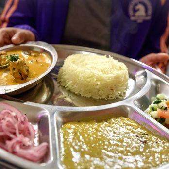 Zareen's - Chicken Tikka Masala Meal $9.99 "charcoal-grilled boneless chicken in a tomato-cream curry" - Halal Near Me - Mountain View, California Zareen's - Chicken Tikka Masala Meal $9.99 "charcoal-grilled boneless chicken in a tomato-cream curry" - Halal Near Me - Mountain View, California