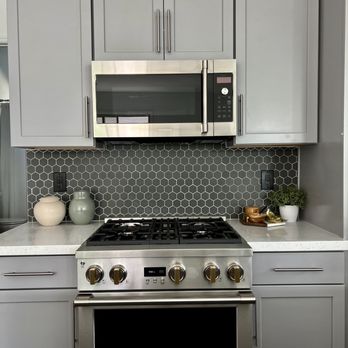 Romano's Tile & Marble - Backsplash - General Contractors Near Me - Las Vegas, Nevada Romano's Tile & Marble - Backsplash - General Contractors Near Me - Las Vegas, Nevada