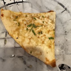 Jonah indian kitchen & bar - Naan