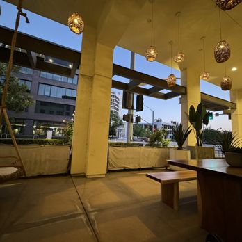 The NOW Massage Pasadena - Outdoor patio - Massage Near Me - Pasadena, California The NOW Massage Pasadena - Outdoor patio - Massage Near Me - Pasadena, California