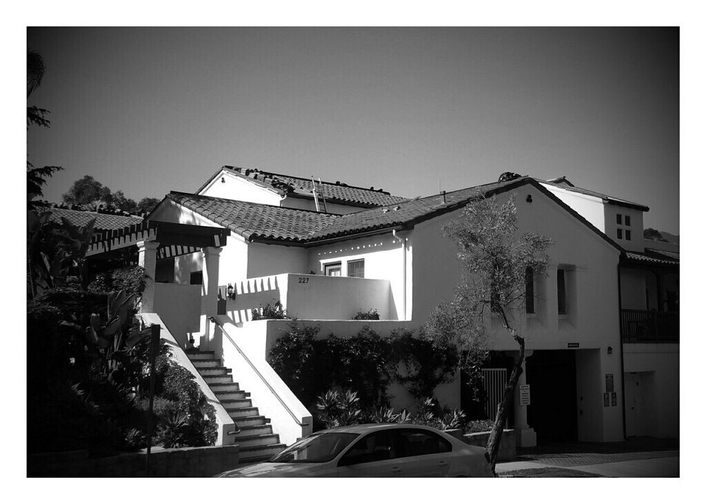 Slide of Al's Roofing & Gutters