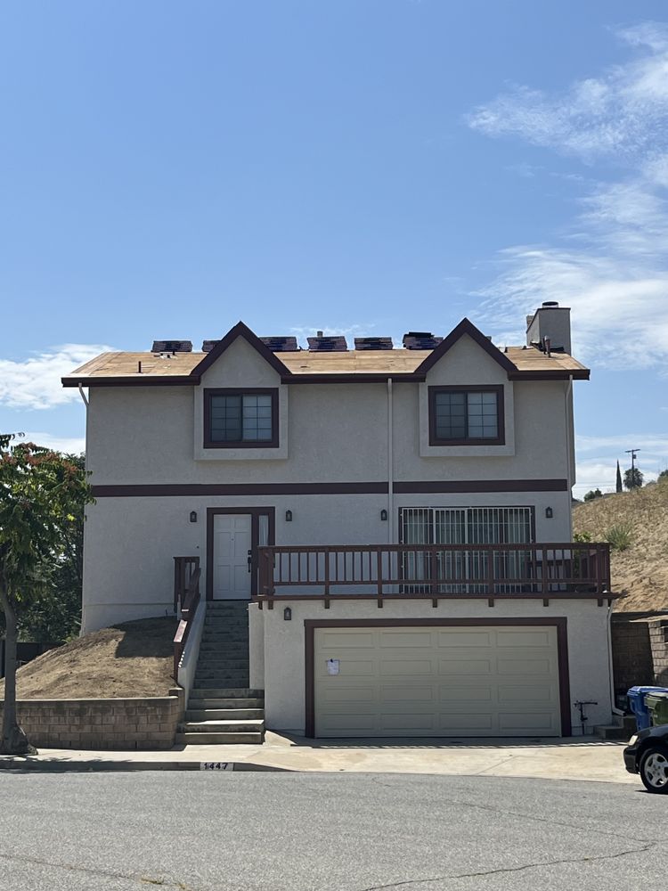 Slide of Robert Clark Painting & Roofing