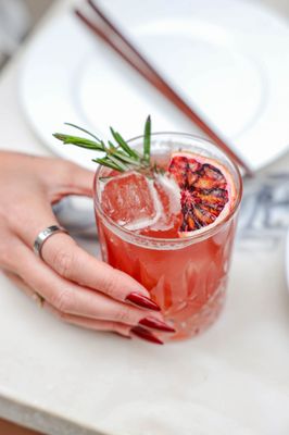 Eight Bar at Maple & Ash by null