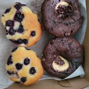 Mazzetti's Bakery - Chocolate and blueberry muffin - Bakeries Near Me - Pacifica, California