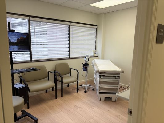 Louis Roh Md YOONHWAN ROH, MD - Updated July 2026 - 10 Photos - 1580 Makaloa St ...