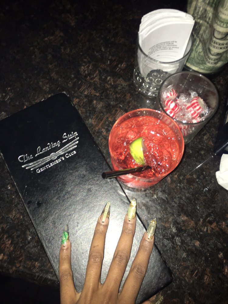 THE LANDING STRIP 20 Photos & 28 Reviews 745 US 183, Austin, Texas Beer, Wine & Spirits