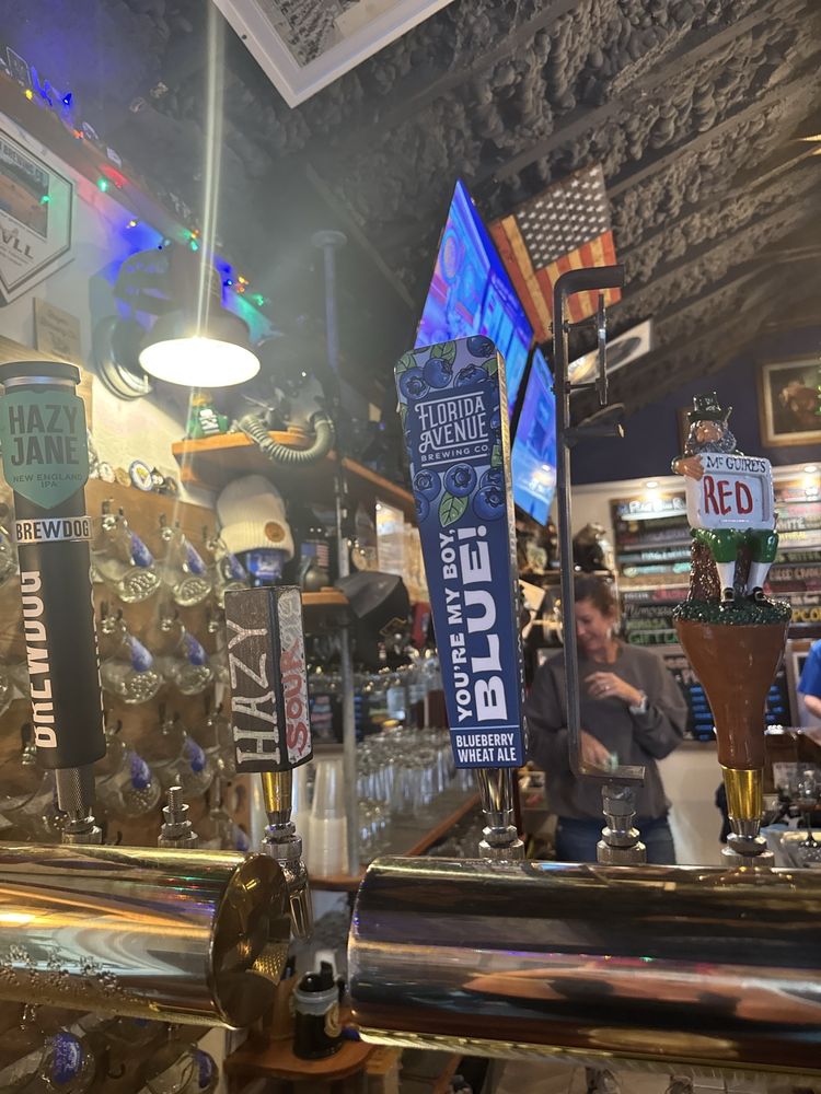 Bayou Pub Logo