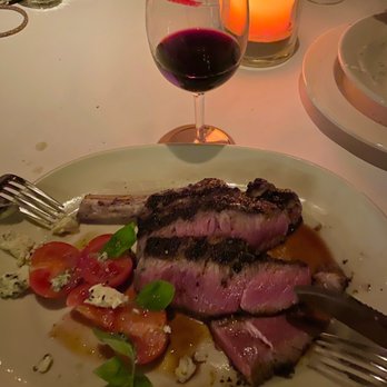 Gulfstream - 55$ Medium rare Ribeye with tomatoes and blue cheese *Amazing* - New American Near Me - Newport Beach, California