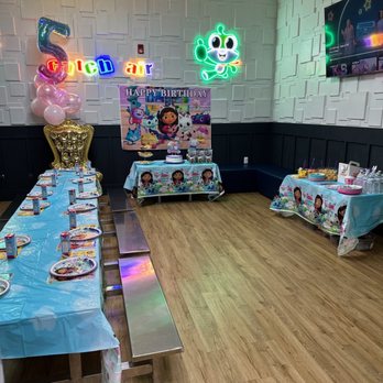 Catch Air - Sound system + tv available via Bluetooth - Indoor Playcenter Near Me - Nanuet, New York