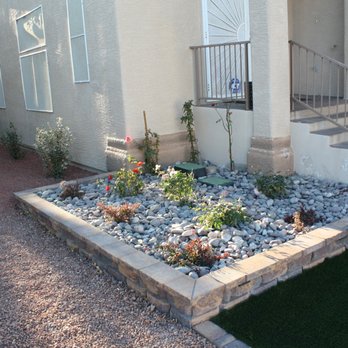 Absolute Paradise Landscaping - Planter - Artificial Turf Near Me Absolute Paradise Landscaping - Planter - Artificial Turf Near Me