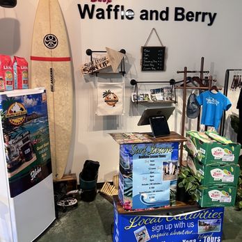 Waffle and Berry - Waffles Near Me - Honolulu, Hawaii