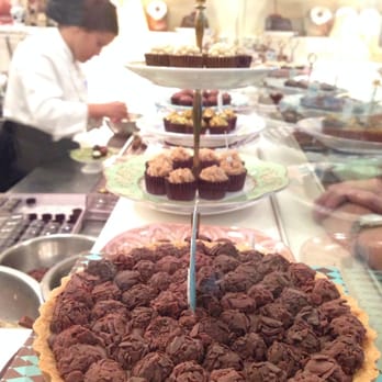 Maria Brigadeiro - Brigadeiro cake! - Desserts Near Me - São Paulo, SP