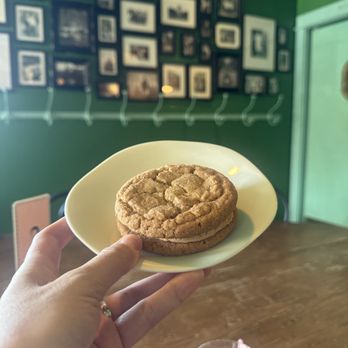 Bradford House - Biscoff sandwich - Hotels Near Me - Oklahoma City, Oklahoma