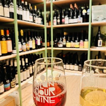 Golden Hour Wine - Wine tasting event from Oregon - Beer, Wine & Spirits Near Me - Orlando, Florida Golden Hour Wine - Wine tasting event from Oregon - Beer, Wine & Spirits Near Me - Orlando, Florida