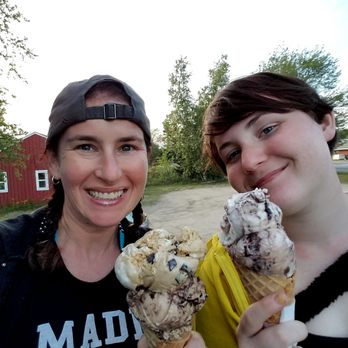Sarah's Scoops - two women holding ice cream cones - Ice Cream & Frozen Yogurt Near Me - Boothbay Harbor, Maine Sarah's Scoops - two women holding ice cream cones - Ice Cream & Frozen Yogurt Near Me - Boothbay Harbor, Maine