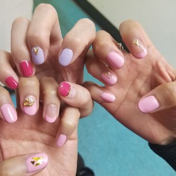 Eclair Nail - Nail Technicians Near Me - New York, New York