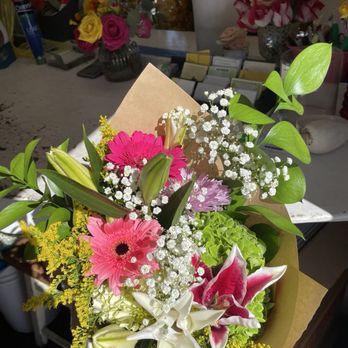Flowers and Friends - Florists Near Me - San Clemente, California