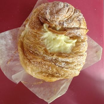 Via Cannuccia - Cream Puff Pastry: $8 - Breakfast & Brunch Near Me - Boston, Massachusetts Via Cannuccia - Cream Puff Pastry: $8 - Breakfast & Brunch Near Me - Boston, Massachusetts