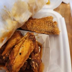 Touchdown Wings - Wings and whiting