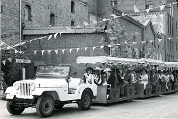 Last Chance Tours by null