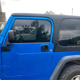 Driver and passenger window tint. Driver and passenger window tint.