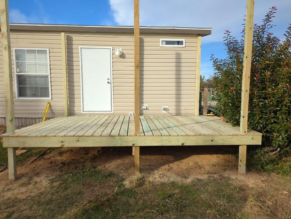 Slide of Creekside Construction