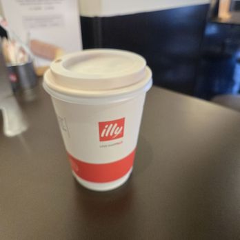 Illy Caffe - Coffee & Tea Near Me - London, XGL