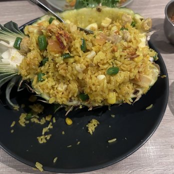 Banana Leaf - Pineapple fried rice - Malaysian Near Me - Vancouver, British Columbia