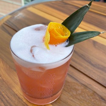 Aura Rooftop - Cocktail Bars Near Me - Charlotte, North Carolina
