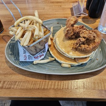 Iron Rooster - Chicken and Pancakes - American Near Me - Baltimore, Maryland Iron Rooster - Chicken and Pancakes - American Near Me - Baltimore, Maryland