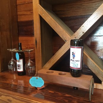 Medina River Winery - Wineries Near Me - Castroville, Texas