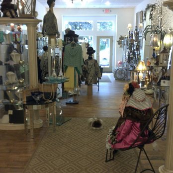 Courtyard Gifts - Jewelry Near Me - Binghamton, New York Courtyard Gifts - Jewelry Near Me - Binghamton, New York