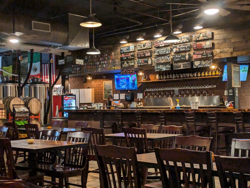 Uwharrie Brewing Logo