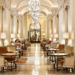 La Galerie - Hôtel Plaza Athénée, La Galerie, Paris.