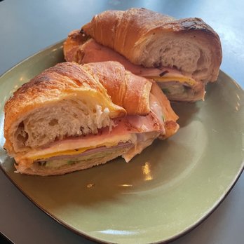 Manitas Cafe - Hambrotta sandwich - Salvadoran Near Me - San Francisco, California Manitas Cafe - Hambrotta sandwich - Salvadoran Near Me - San Francisco, California