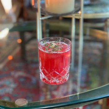 Bar Eden Lounge at Paradiso - Wildberry Smash, good! - Cocktail Bars Near Me - Dallas, Texas Bar Eden Lounge at Paradiso - Wildberry Smash, good! - Cocktail Bars Near Me - Dallas, Texas