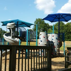 Lake Court Park