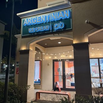 Piu Argentinian Ice Cream - Gelato Near Me - Davie, Florida