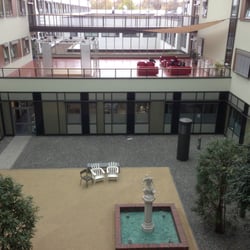 Allgem. Krankenhaus Barmbek - Einer der Innenhöfe.