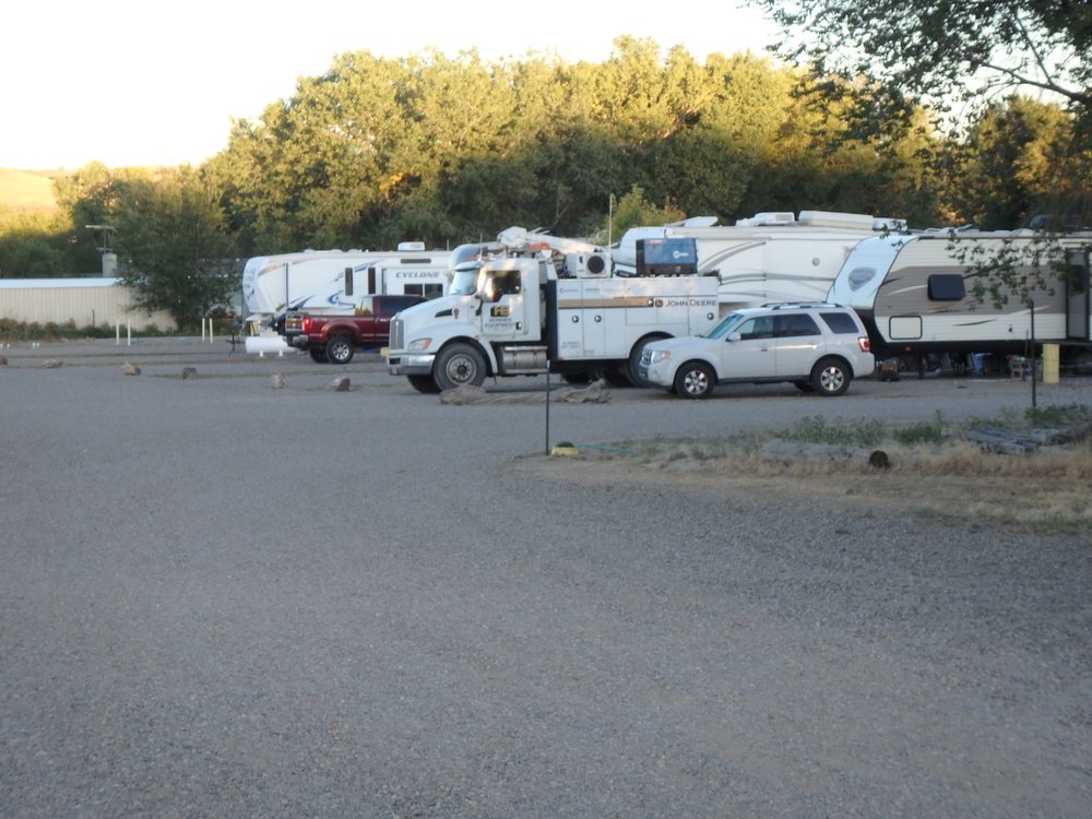 B&L RV PARK & STORAGE Updated September 2024 18 Photos 658 Hwy