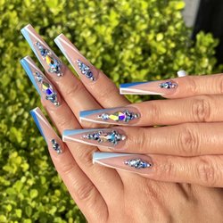 Kings Of Nails - V tips with rhinestones