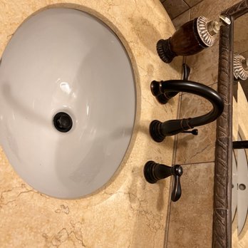 GK General Construction - Guest bathroom. Like new! - General Contractors Near Me - Glendale, California