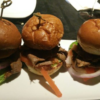 Colton's Social House - New American Near Me - Clovis, California