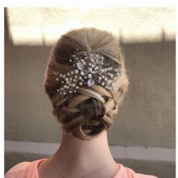 Salon Picasso - Beautiful Wedding Up Do By Ron Hiti