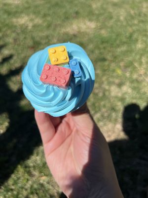 Minia's Bake Shop by null