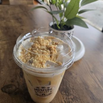 Jaysfuel Coffee - Teddy Graham Latte with Cold Foam - Coffee & Tea Near Me - Yuba City, California Jaysfuel Coffee - Teddy Graham Latte with Cold Foam - Coffee & Tea Near Me - Yuba City, California